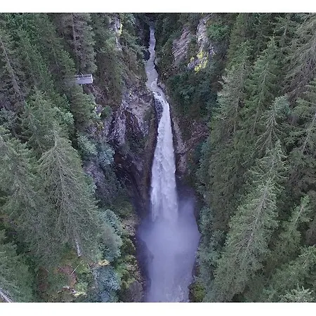 Schuetthof Мини-отель Нойкирхен-ам-Гросфенедигер